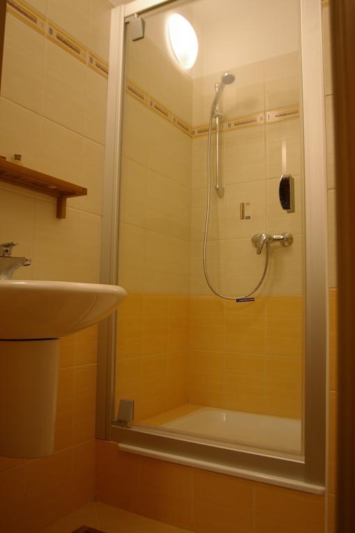 Apartman 302 Oscadnica Room photo